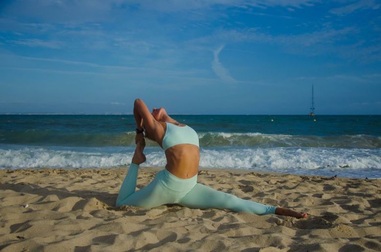 A03A7083-E3F4-40A4-A087-53EC4A854037